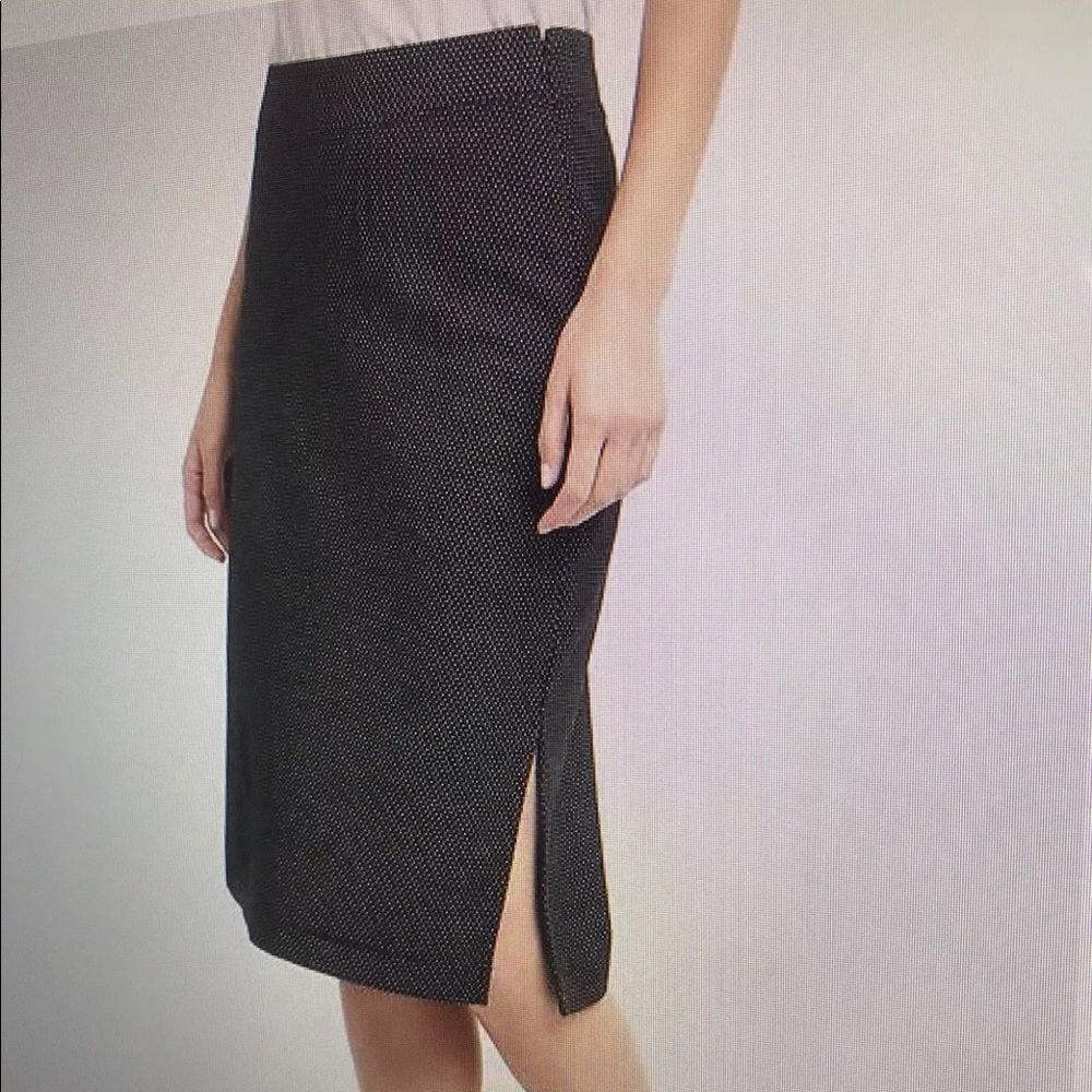 GAP Black Knee-Length Pencil Skirt with Slit
